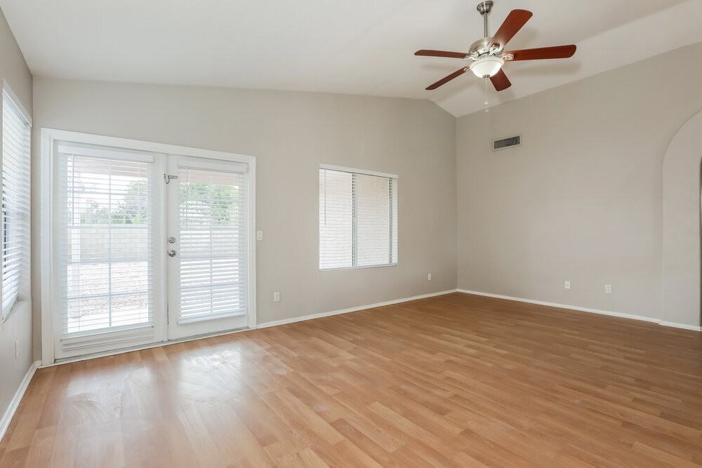 851 E Boston St - Photo 3 of 16