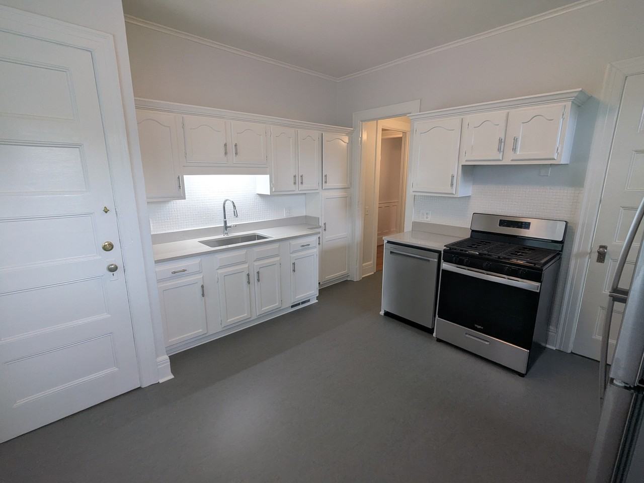 15 15 Vick Park A #1 - Photo 7 of 21