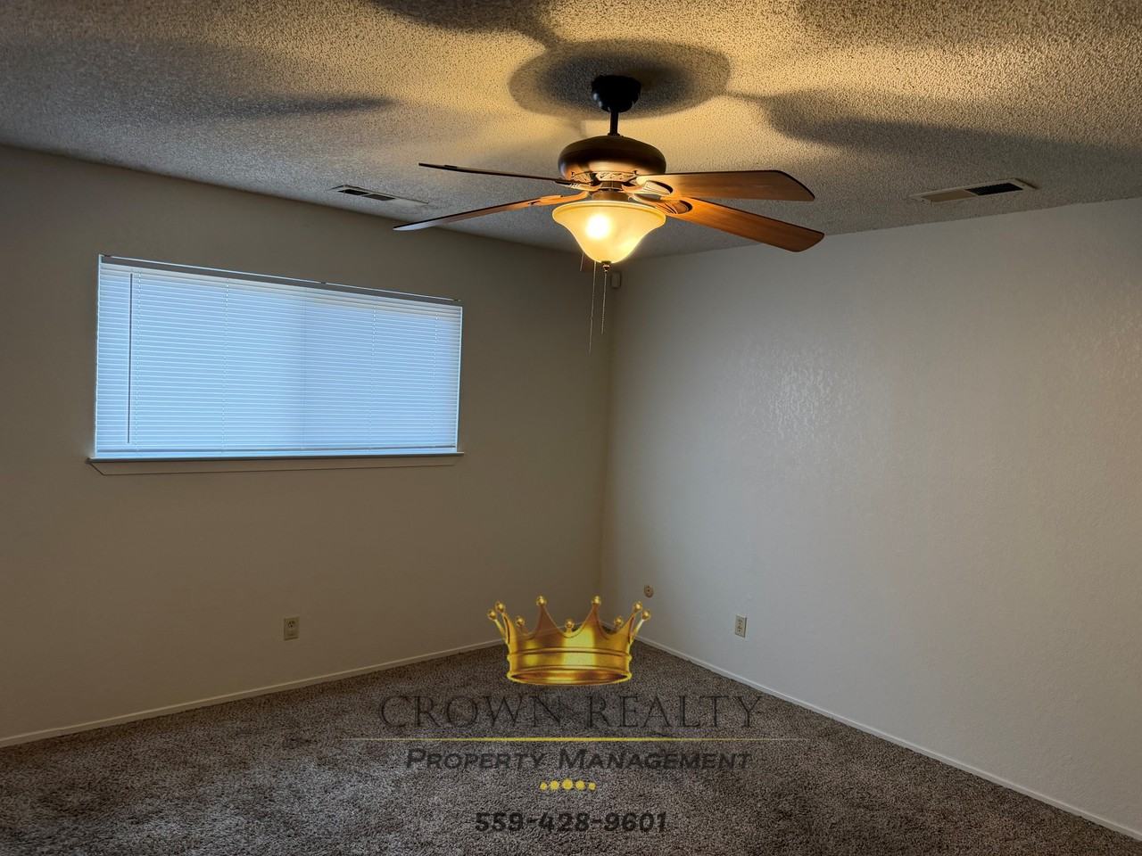 703 Mariposa Ave #703 - Photo 6 of 8