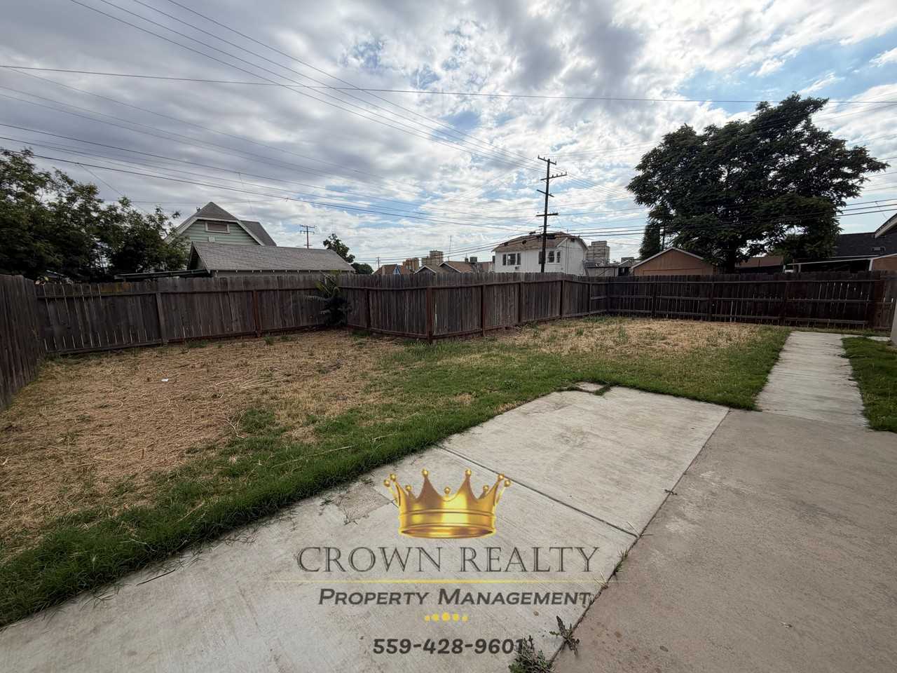 703 Mariposa Ave #703 - Photo 7 of 8