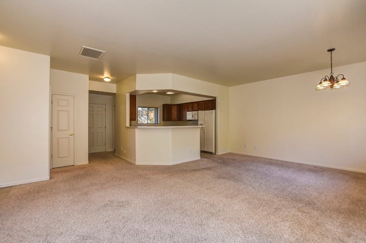 1141 Boulder Park Ave - Photo 7 of 34