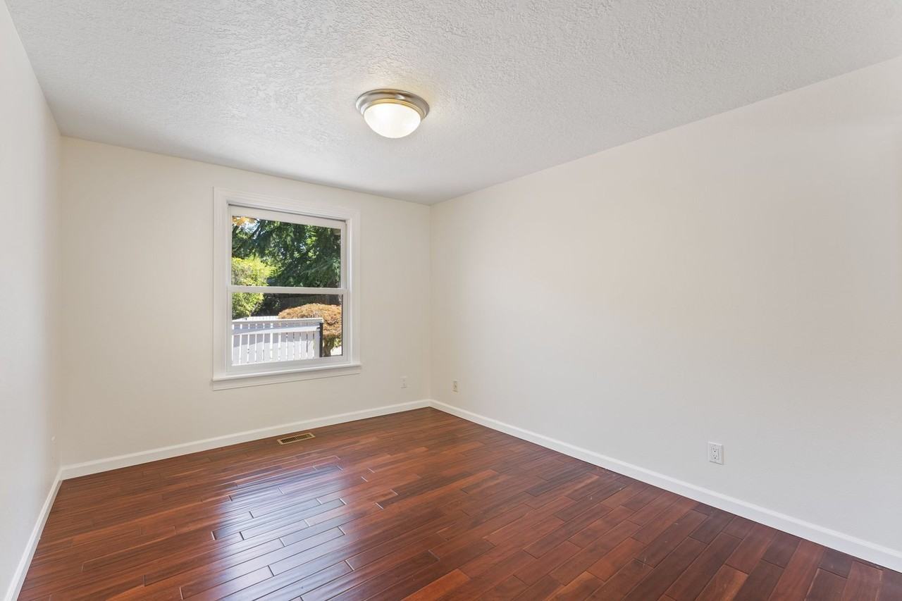 7530 Sw Lotus Blossom Pl - Photo 3 of 50