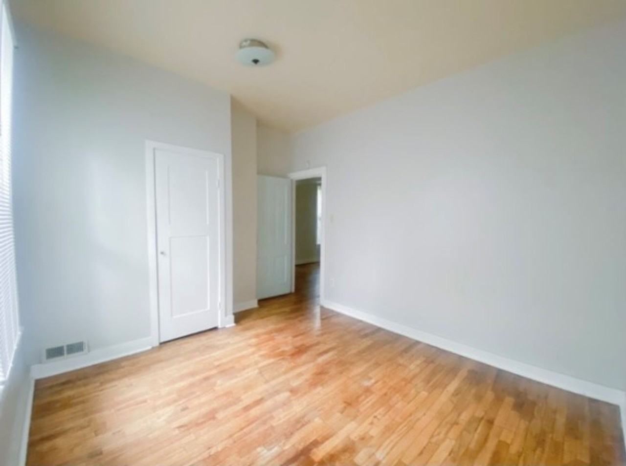 811 Pierre St - Photo 5 of 17