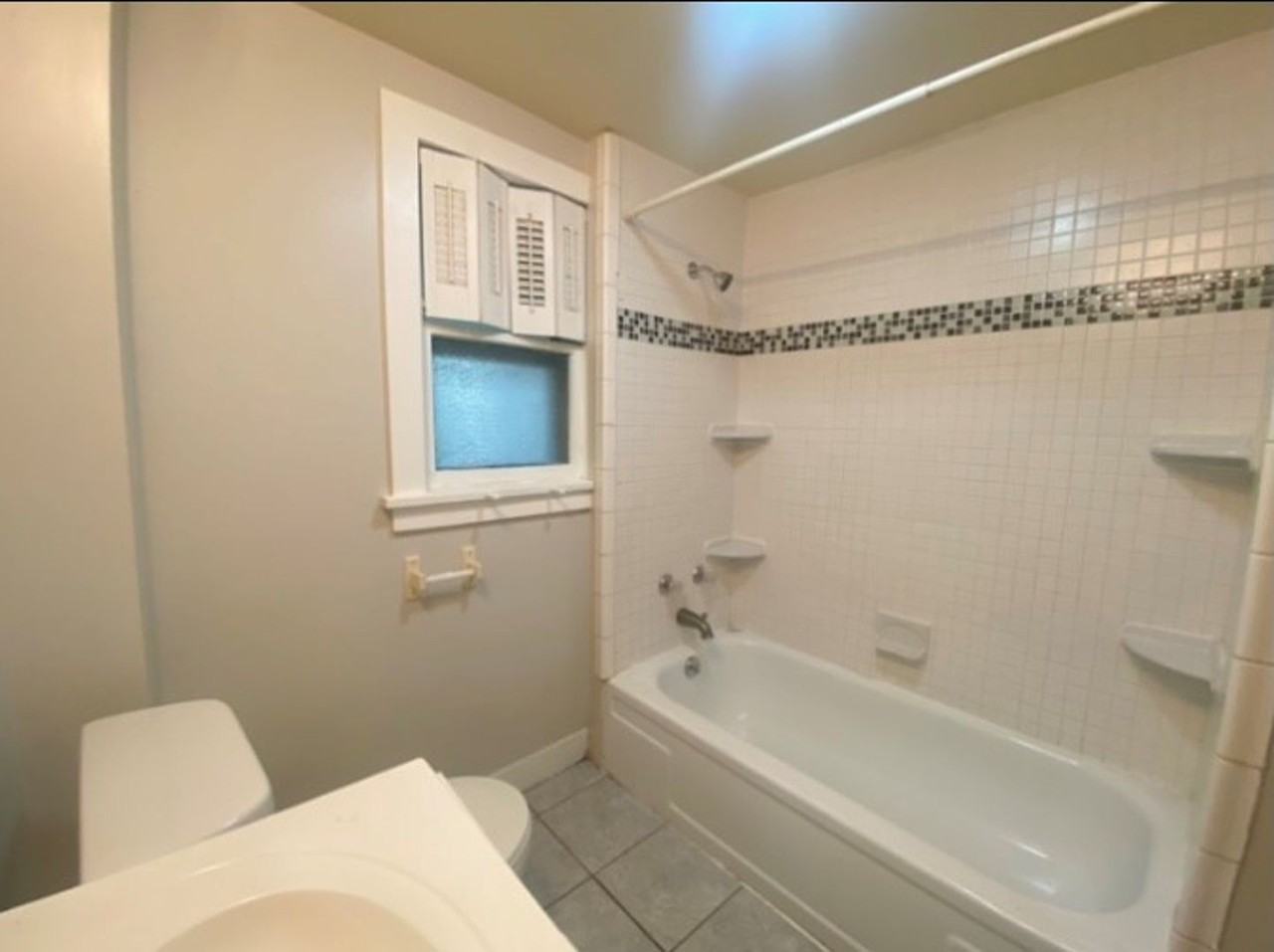 811 Pierre St - Photo 7 of 17