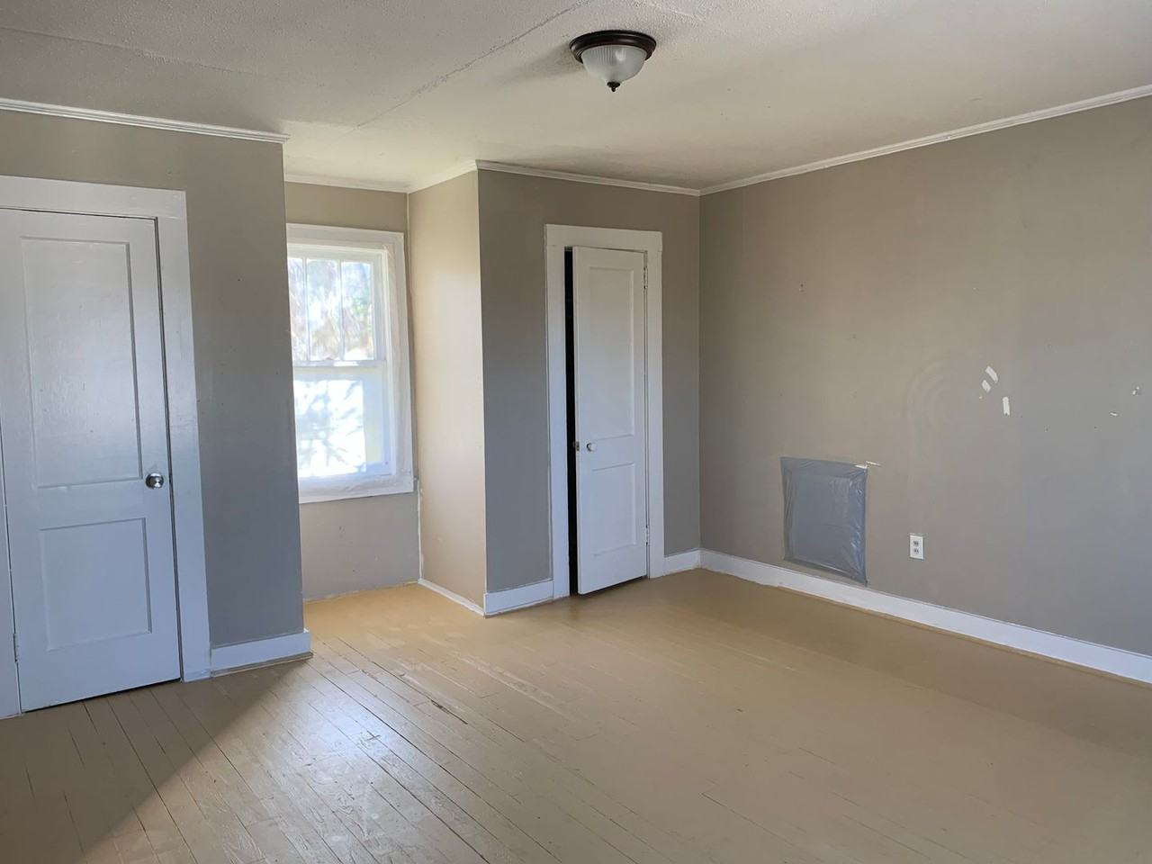 31 Crawley Ln - Photo 2 of 5