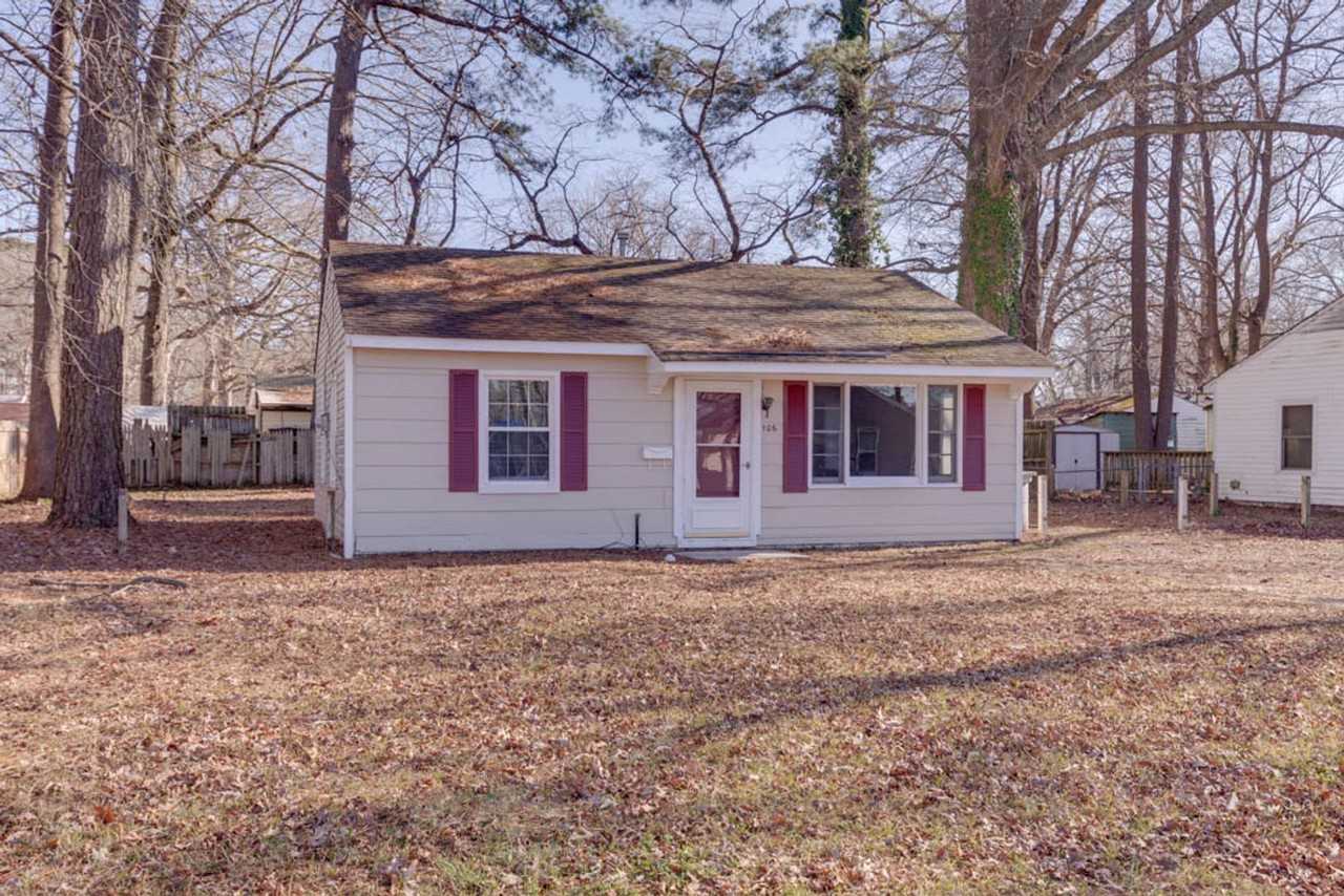 106 Pine Grove Ave - Photo 3 of 30