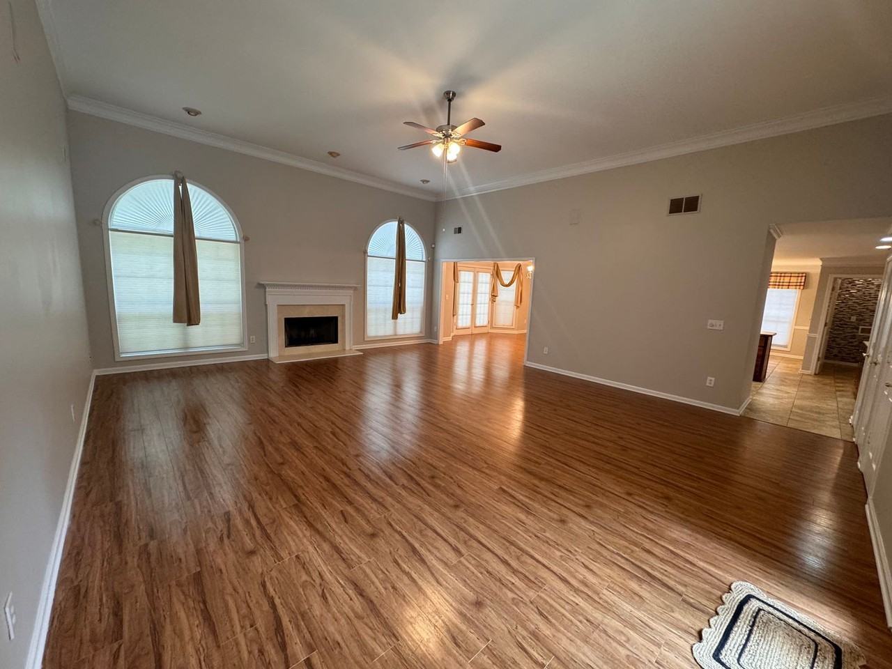 45 Alexander Ct - Photo 2 of 31