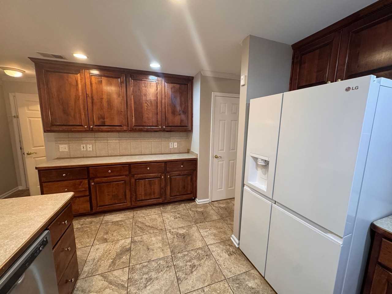 45 Alexander Ct - Photo 5 of 31