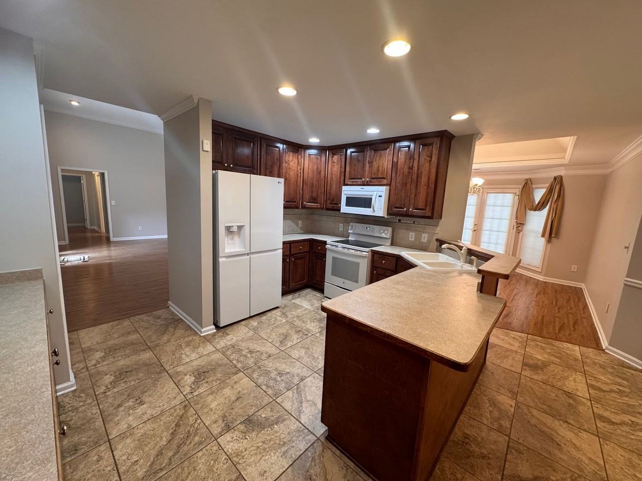 45 Alexander Ct - Photo 6 of 31