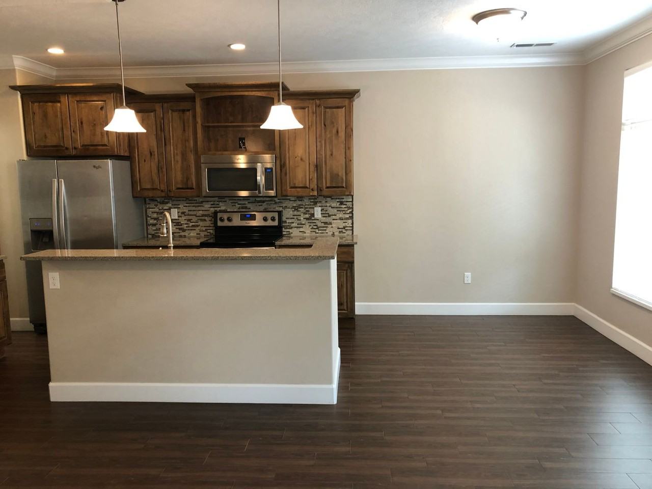 1006 N 1030 W - Photo 6 of 35