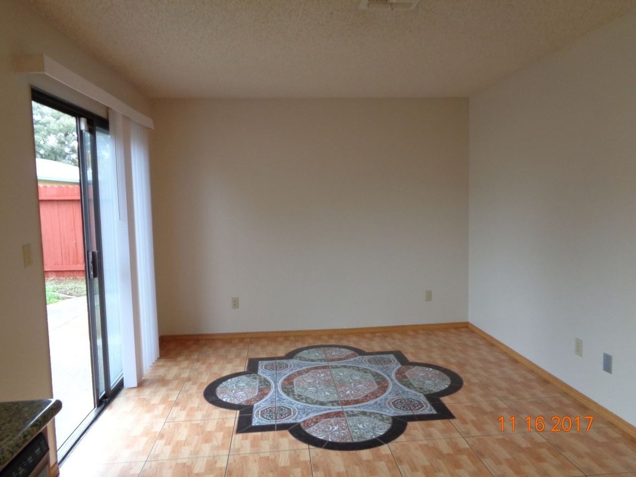 1777 Daniel Ct - Photo 5 of 24