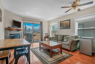 410D Bayview Dr - Photo 1 of 1