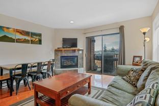 410D Bayview Dr - Photo 1 of 1