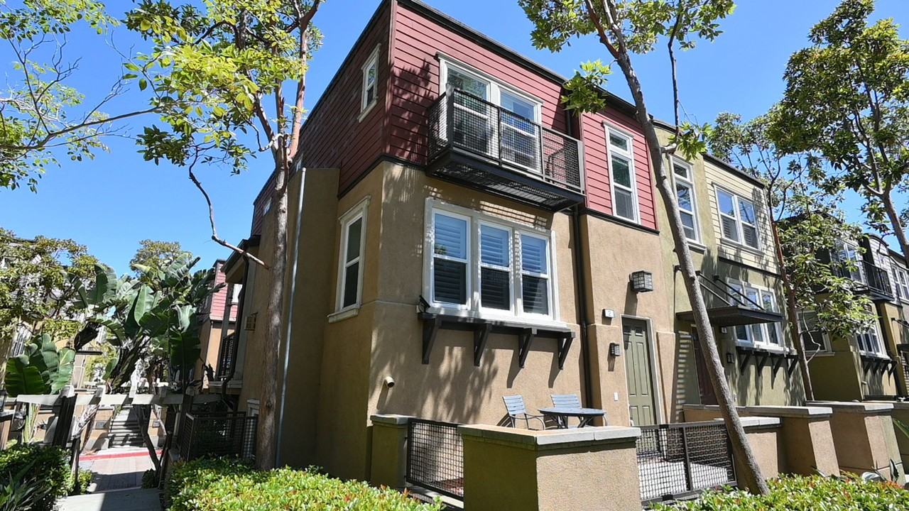 2 Nautical Mile Dr - Photo 2 of 27
