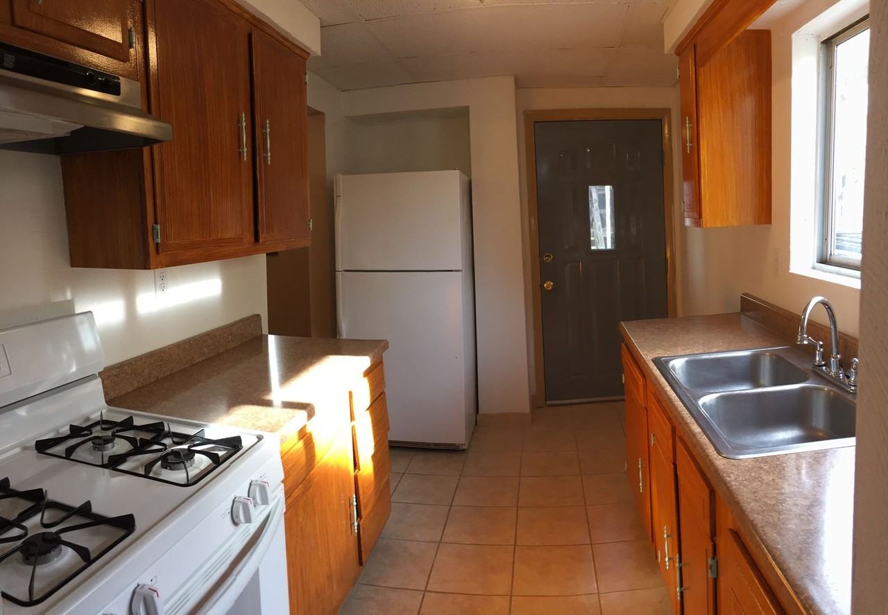 612 North Ave - Photo 4 of 9