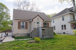 322 20th Ave Sw - Photo 1 of 1
