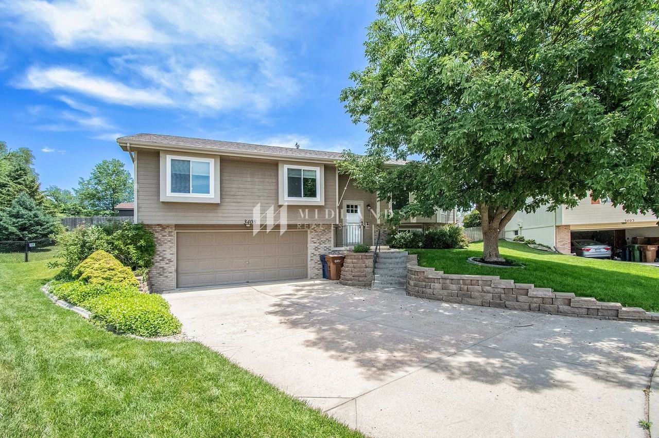 3408 Sheridan Cir - Photo 2 of 15