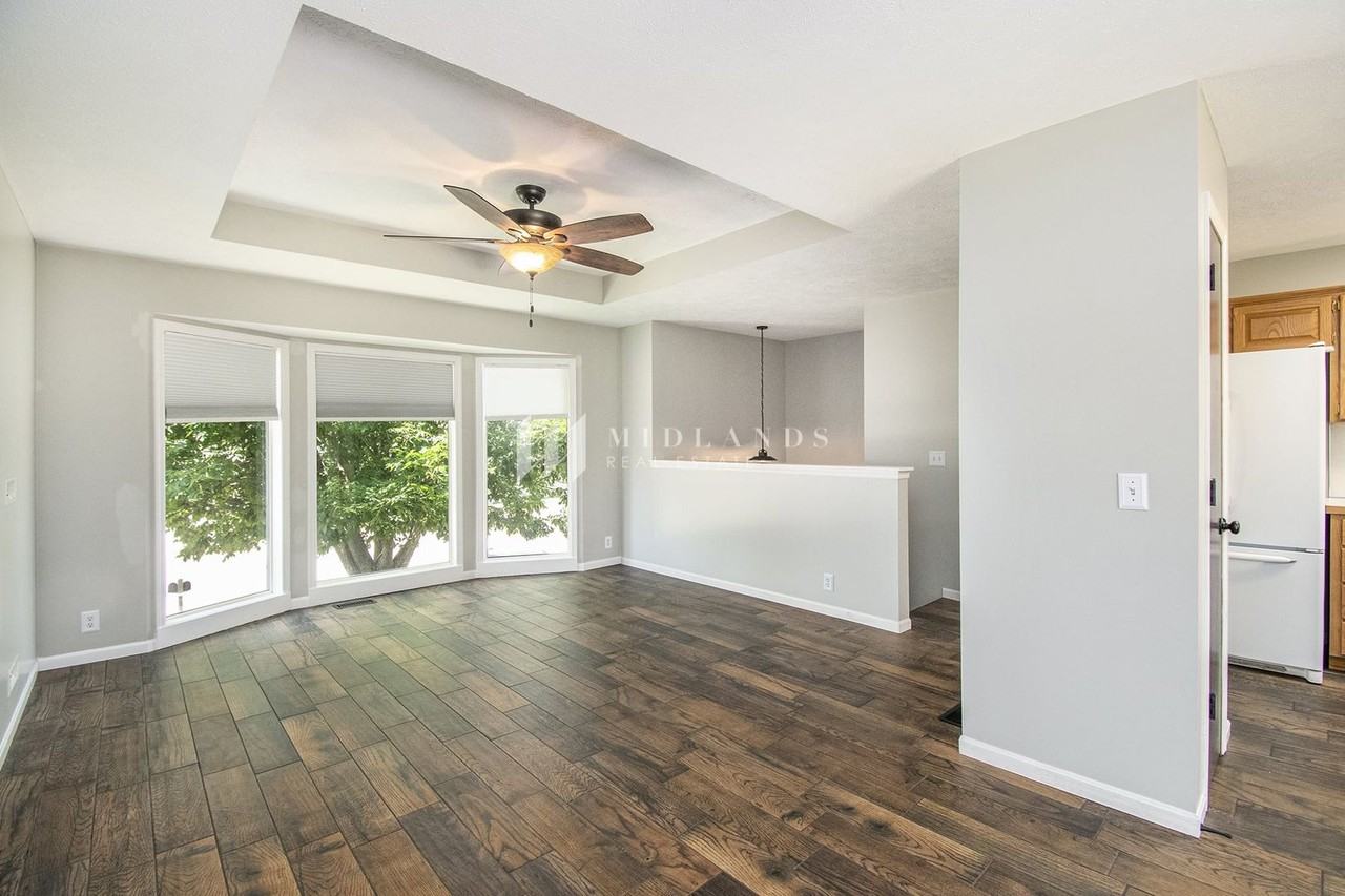 3408 Sheridan Cir - Photo 4 of 15