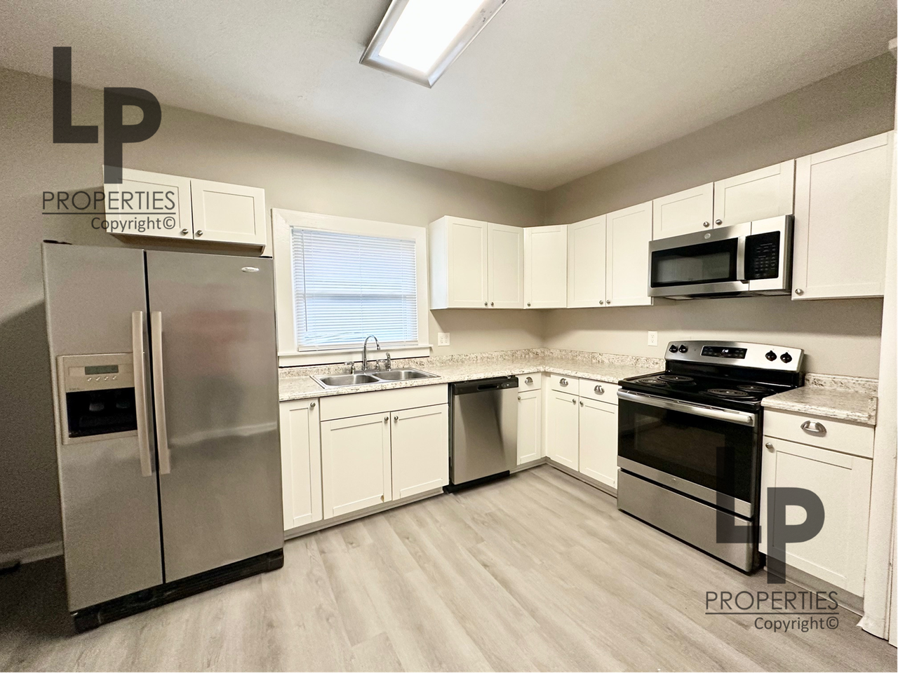 211 E Sixth St #211 - Photo 5 of 13