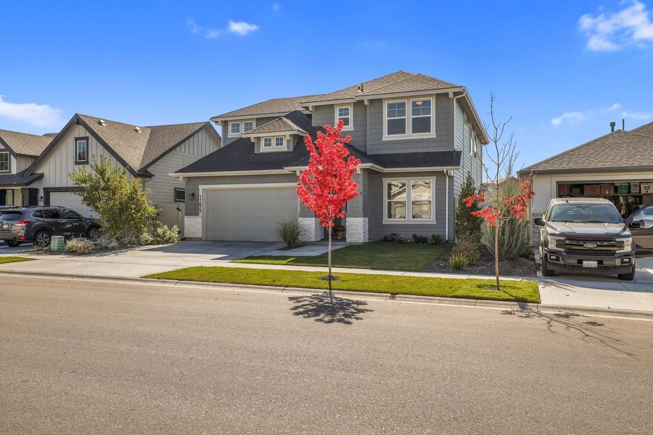 11673 W Triloba Dr - Photo 3 of 50