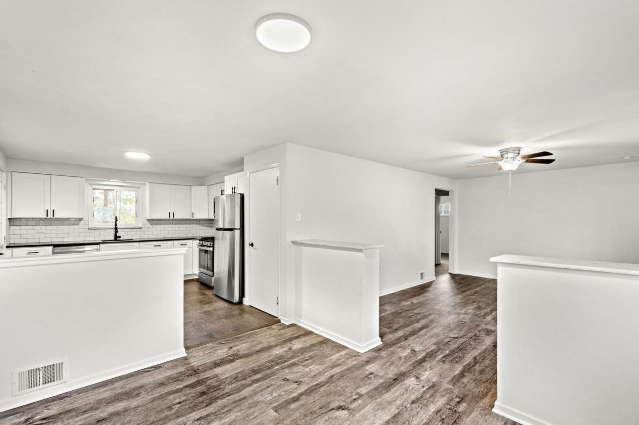 2618 Poinsettia Dr - Photo 5 of 21