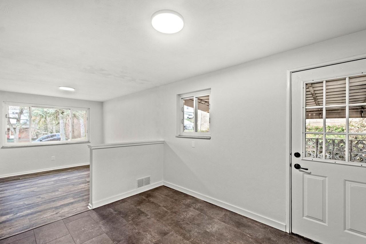 2618 Poinsettia Dr - Photo 6 of 21