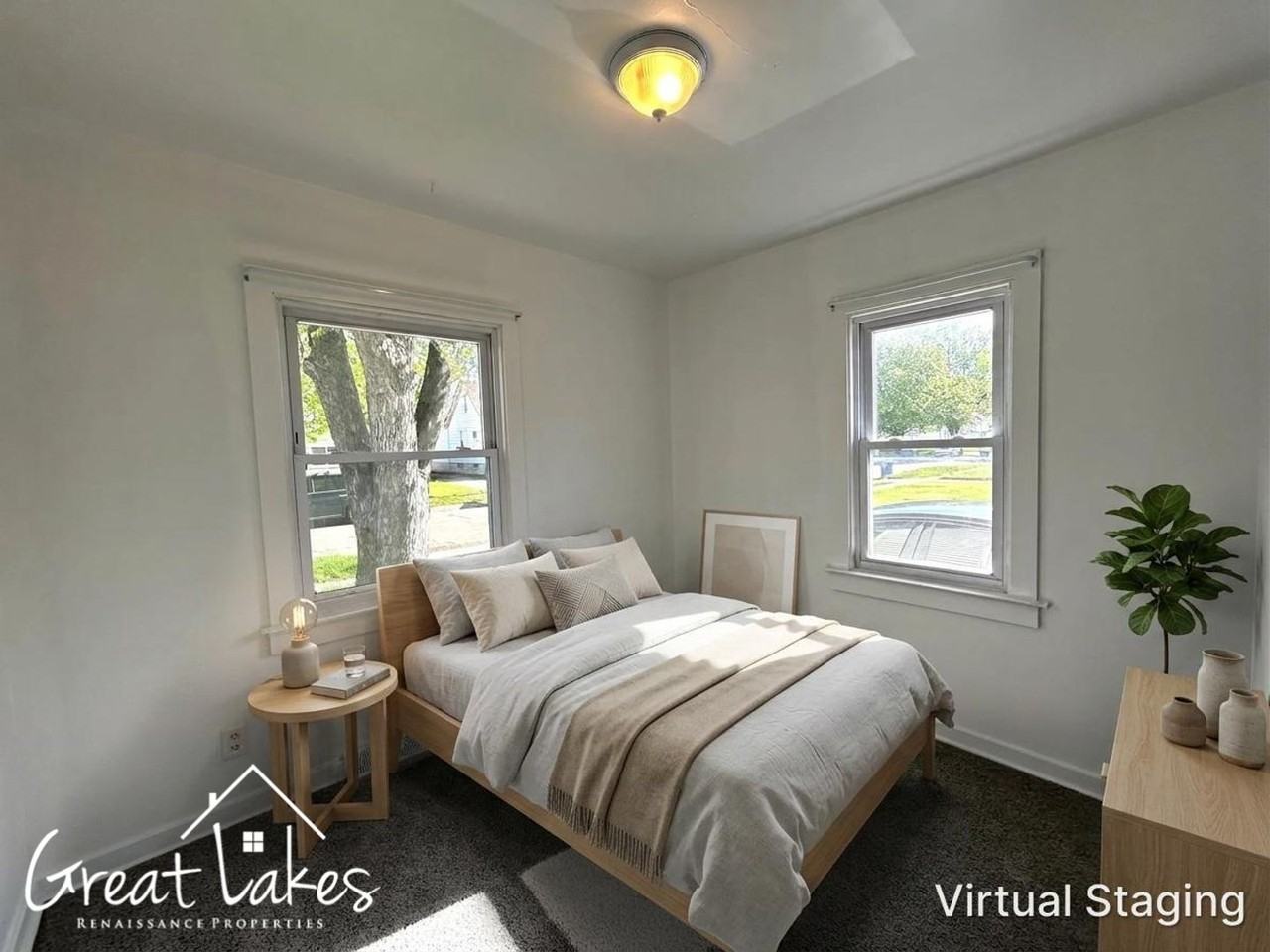 8428 Timken Ave - Photo 4 of 14
