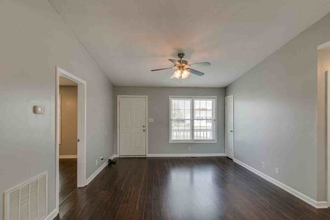 1013 Bush Ave - Photo 7 of 28