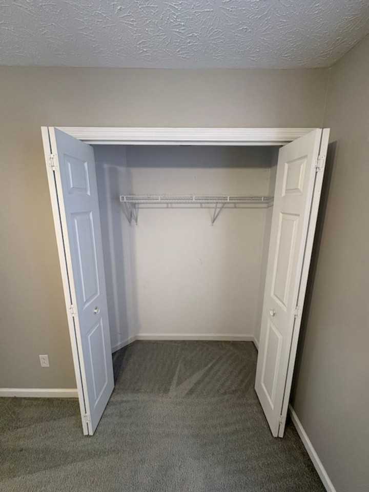 153 Oakleaf Cir - Photo 7 of 17