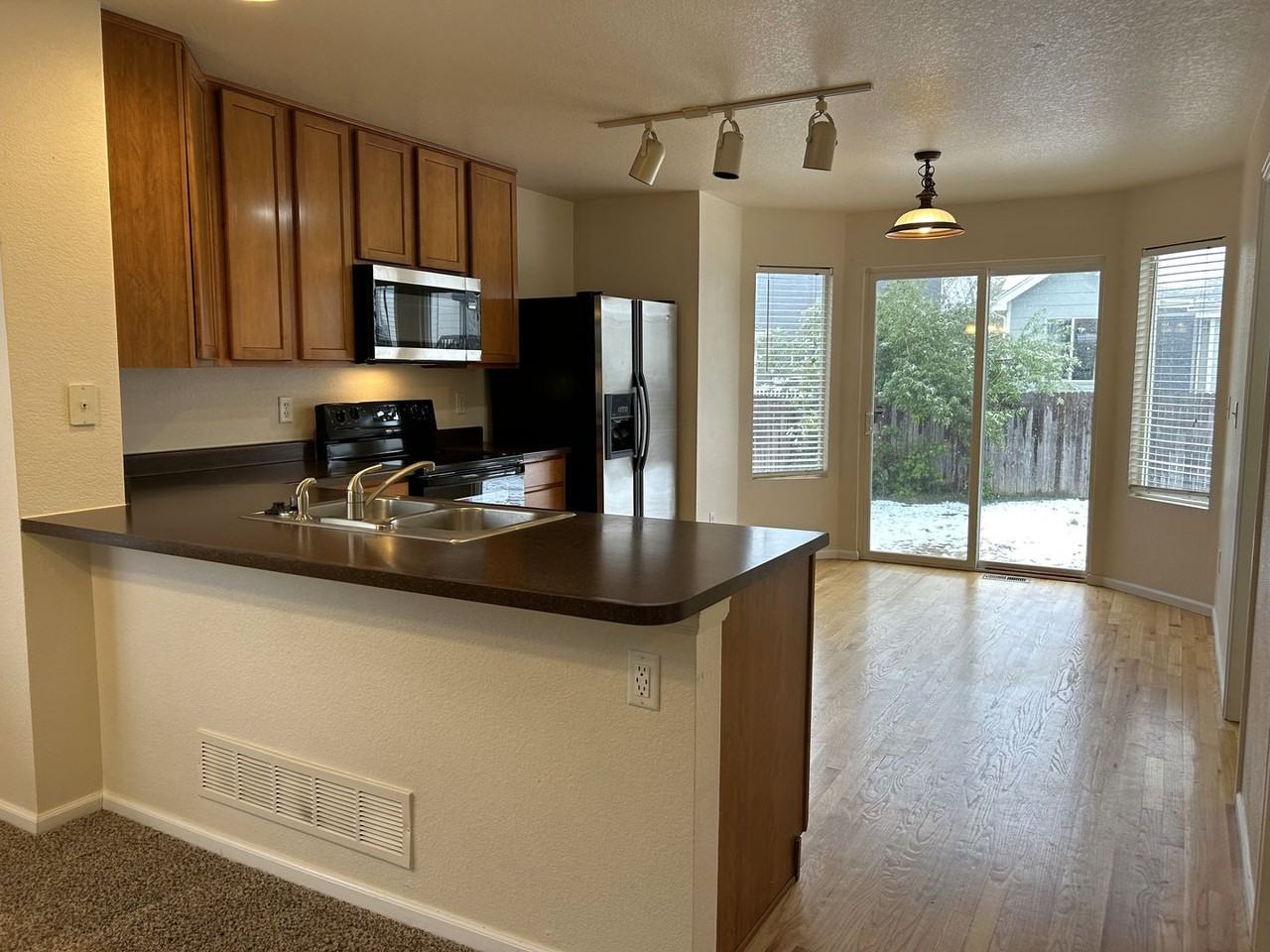2145 Clipper Way - Photo 4 of 15
