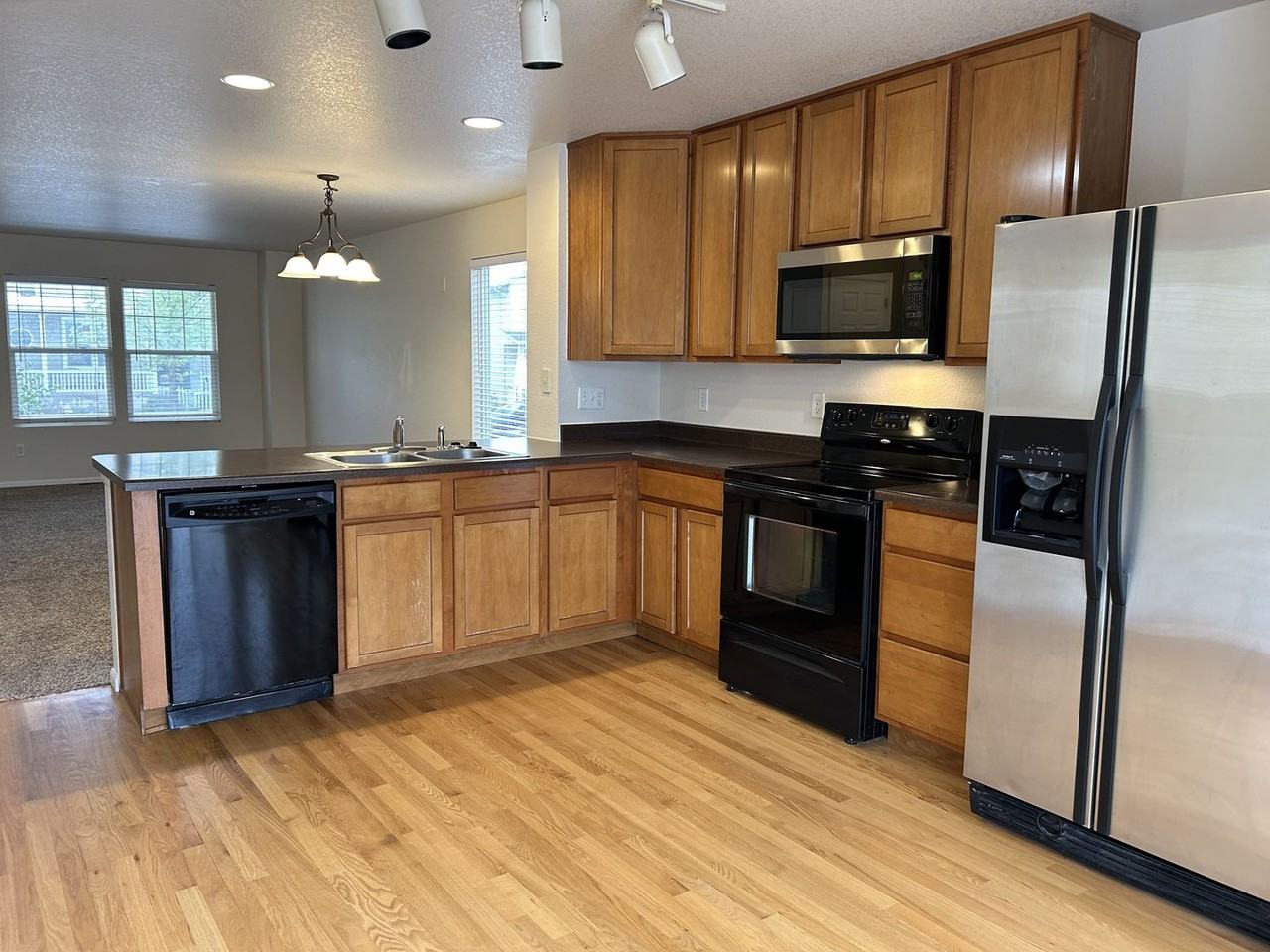 2145 Clipper Way - Photo 5 of 15