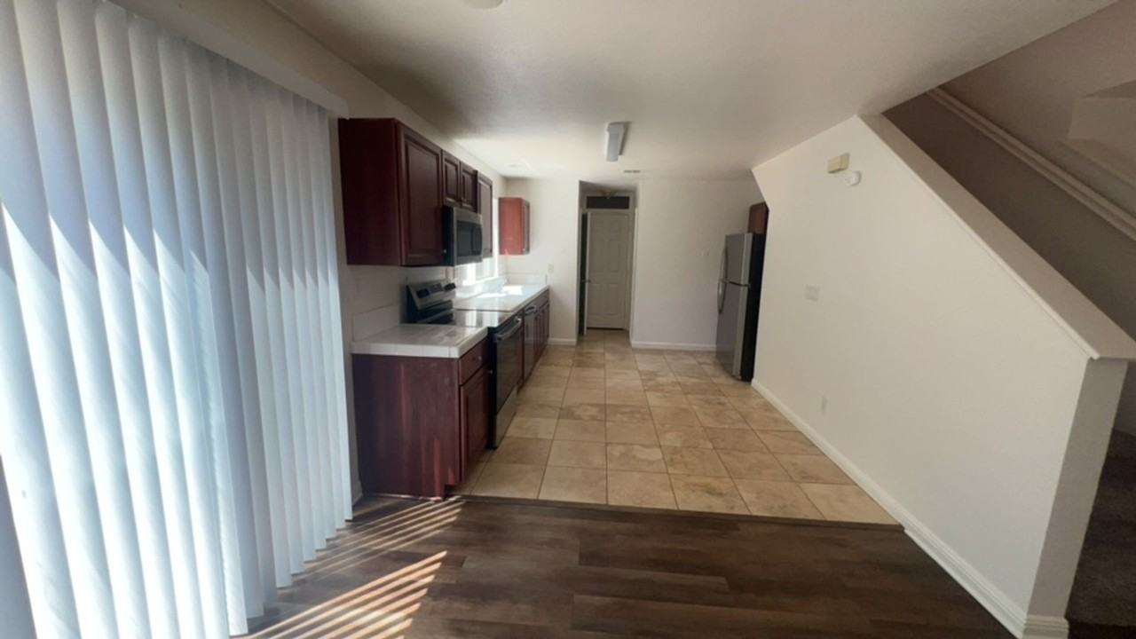 3749 Compass Pointe Ave - Photo 6 of 13