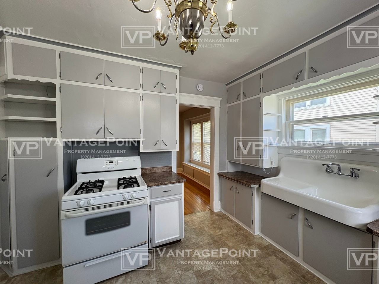 330 S Quincy St #1 - Photo 2 of 17
