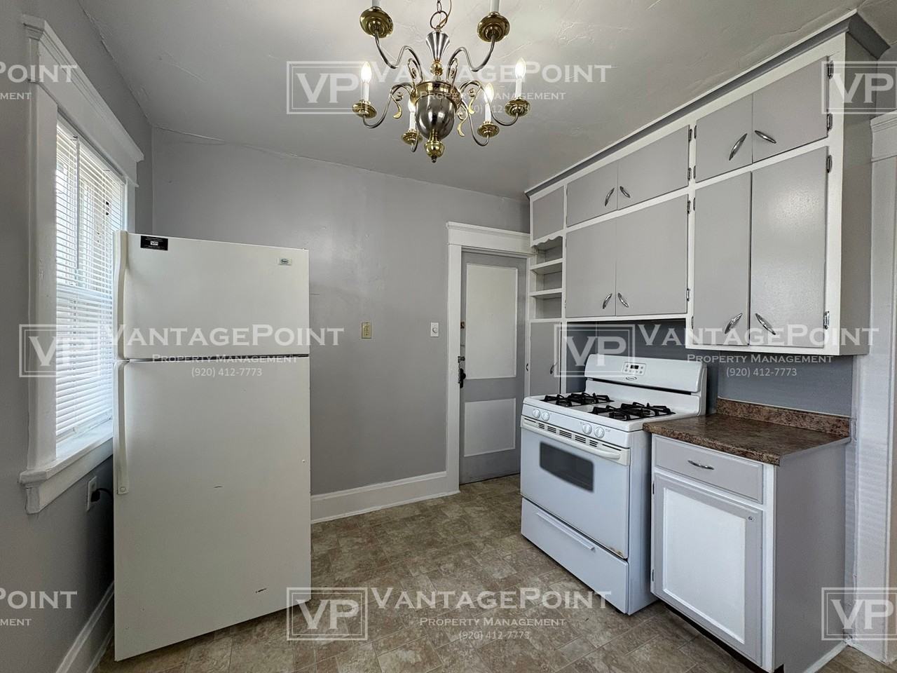 330 S Quincy St #1 - Photo 4 of 17
