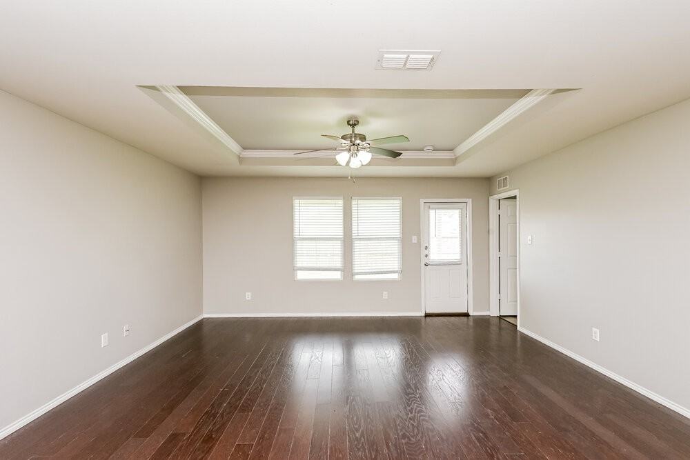 10009 Calcite Dr - Photo 5 of 16