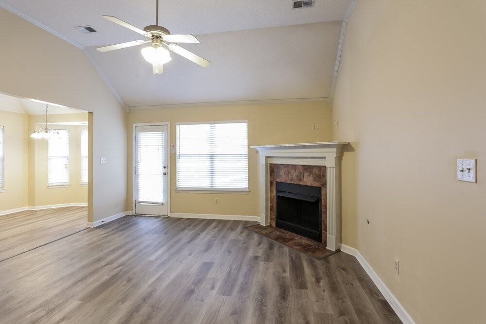 4088 Carroll Dr W - Photo 3 of 17
