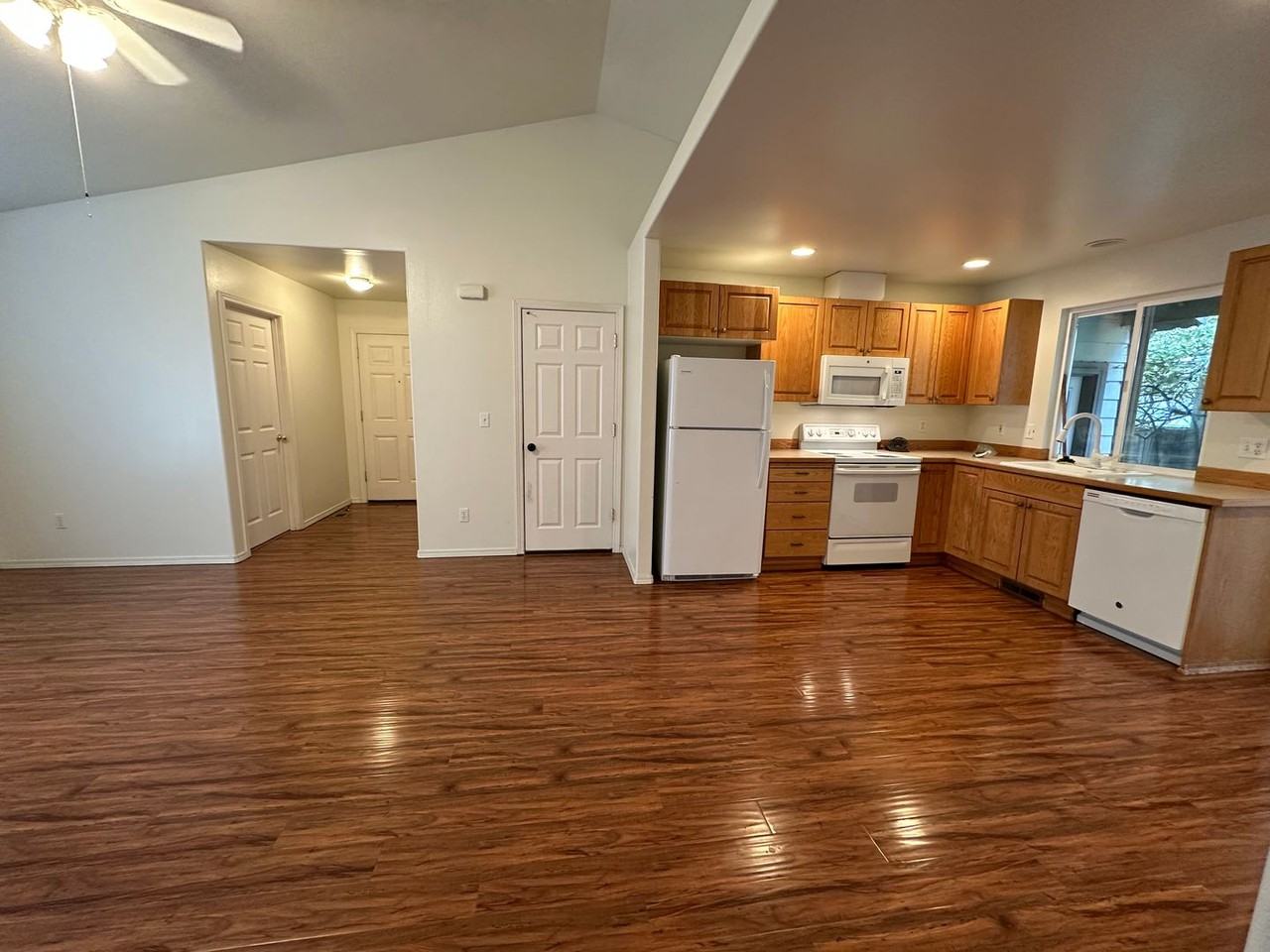 1568 Otter Ct Sw - Photo 4 of 10