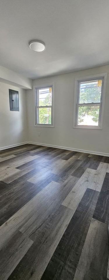 516 Columbus Rd - Photo 3 of 17
