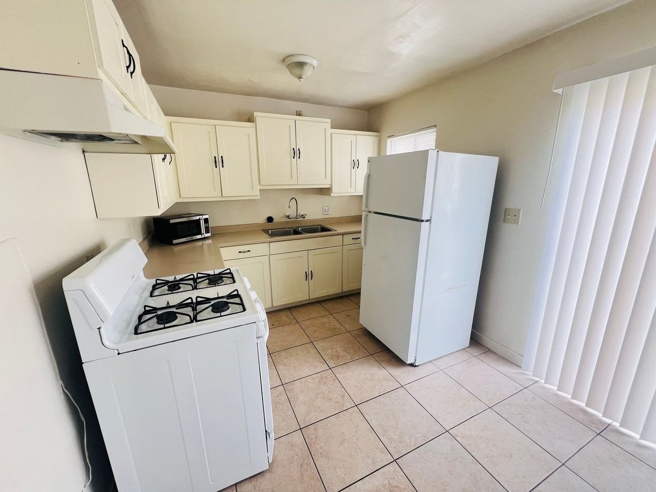 4265 Schoolridge Ln #A - Photo 5 of 13