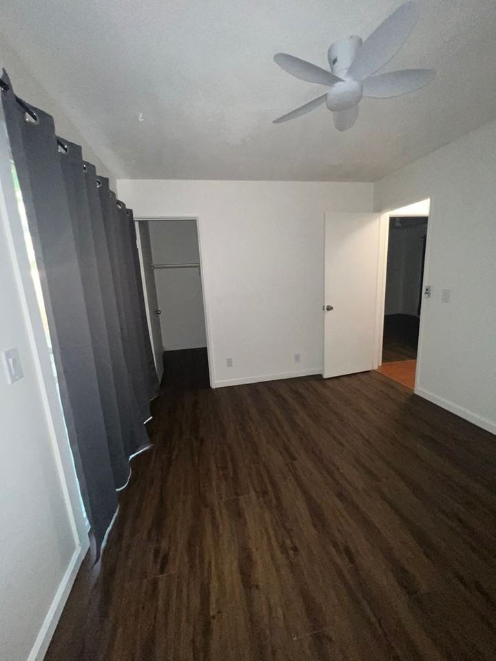 7223 Winterwillow Ct - Photo 6 of 9