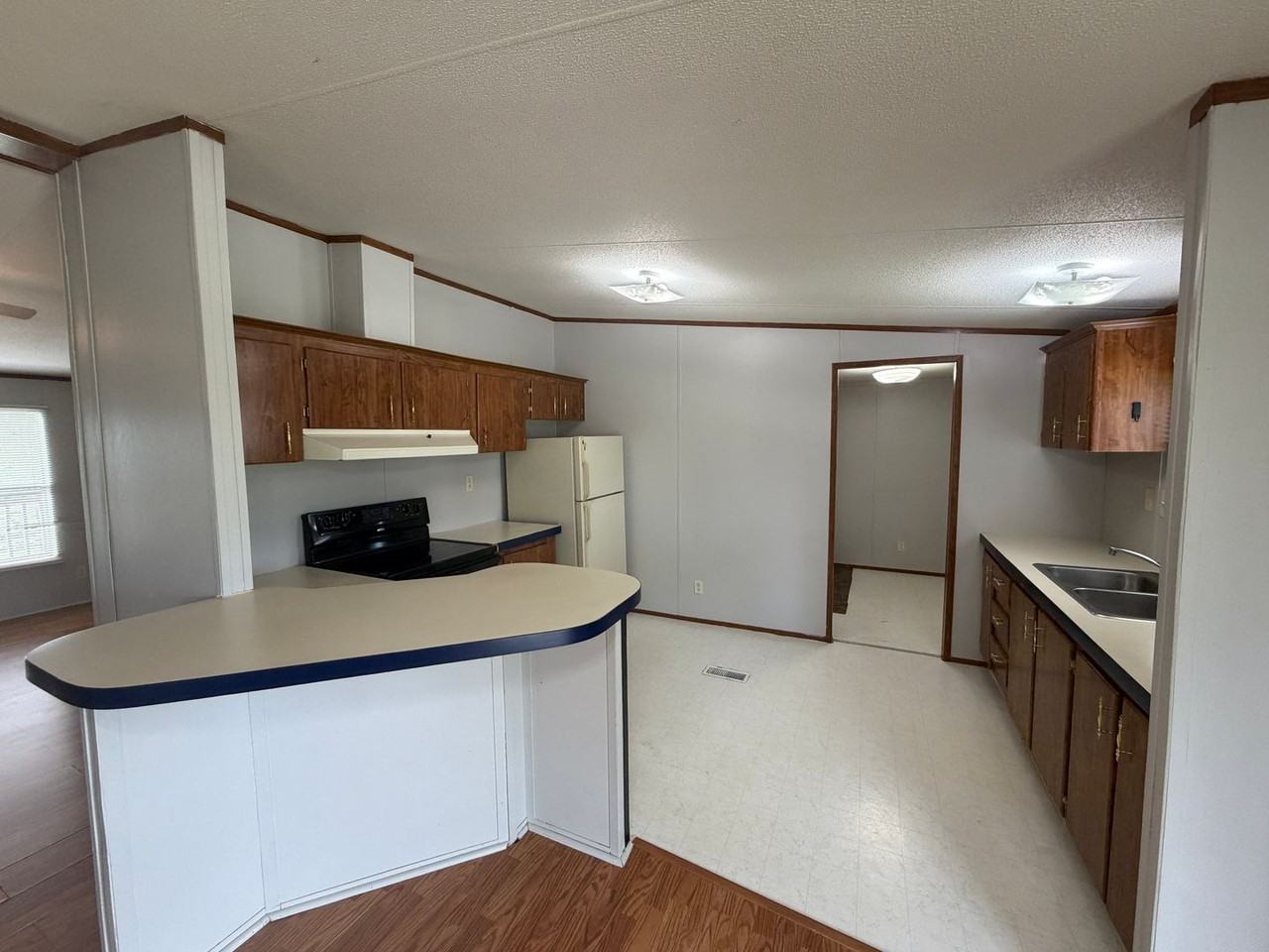 6439 Spring Place Rd Se - Photo 4 of 10