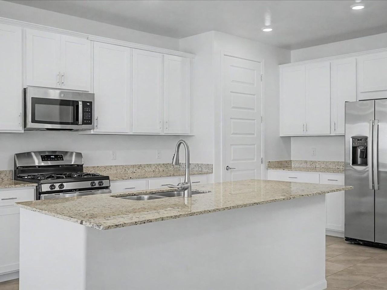 17606 S Ridgerunner Dr - Photo 5 of 26