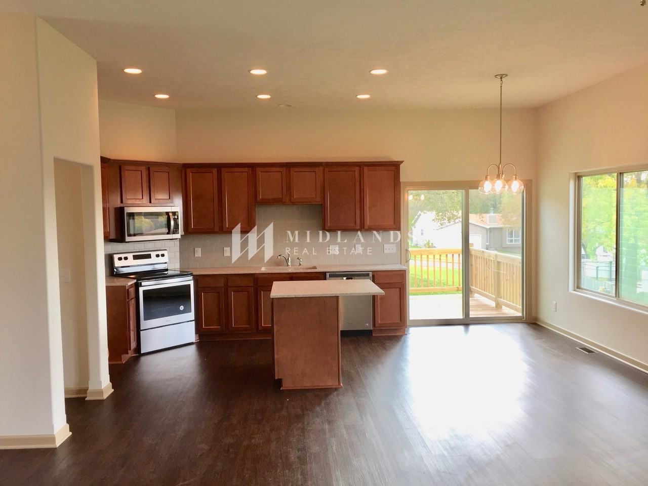 6012 N 108th Avenue Cir - Photo 2 of 13