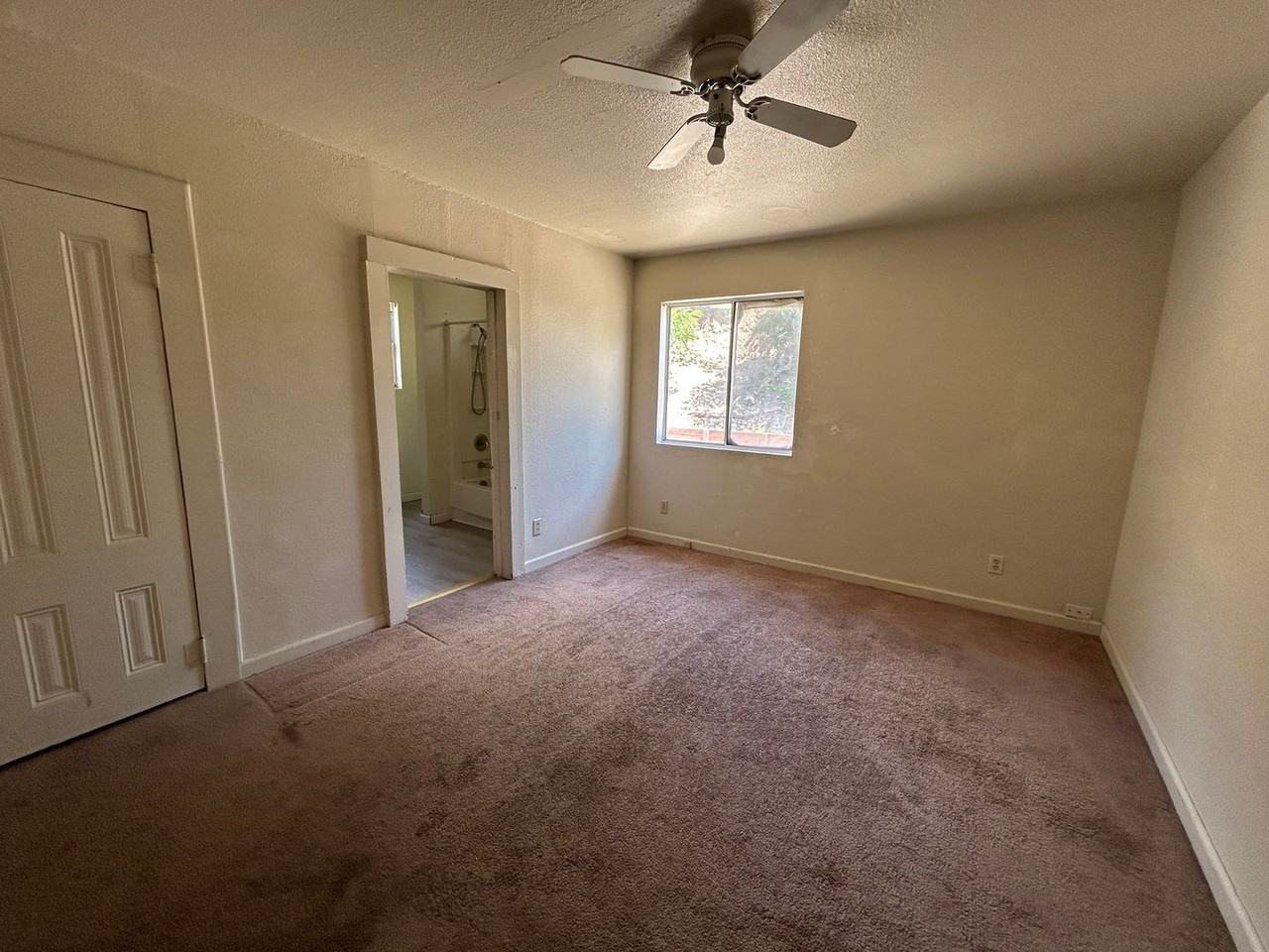 153 Locust Ave - Photo 7 of 10
