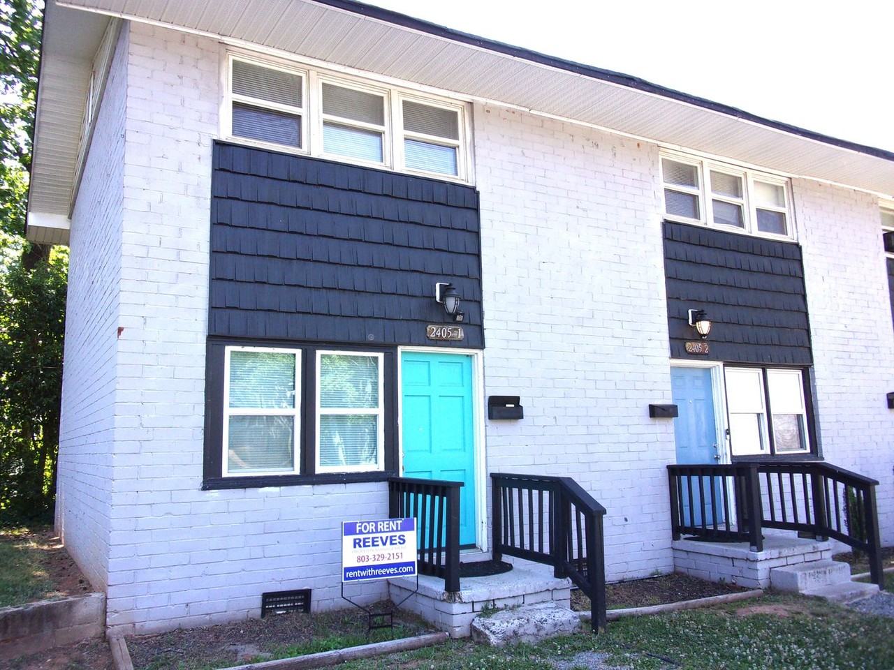 2405 Julia Ave - Photo 3 of 14