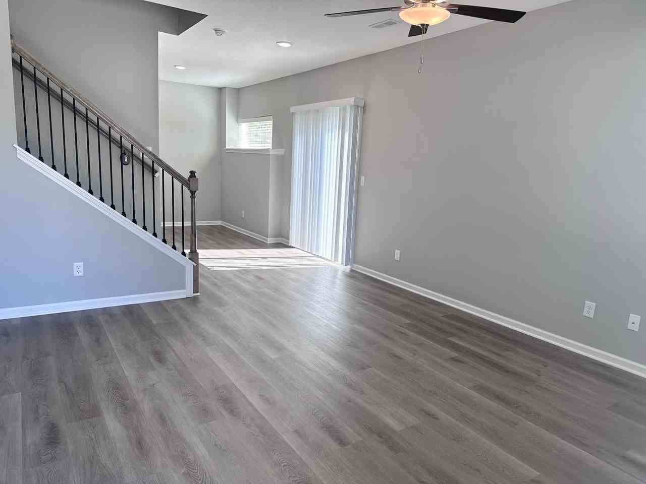 603 Pampas St - Photo 4 of 14