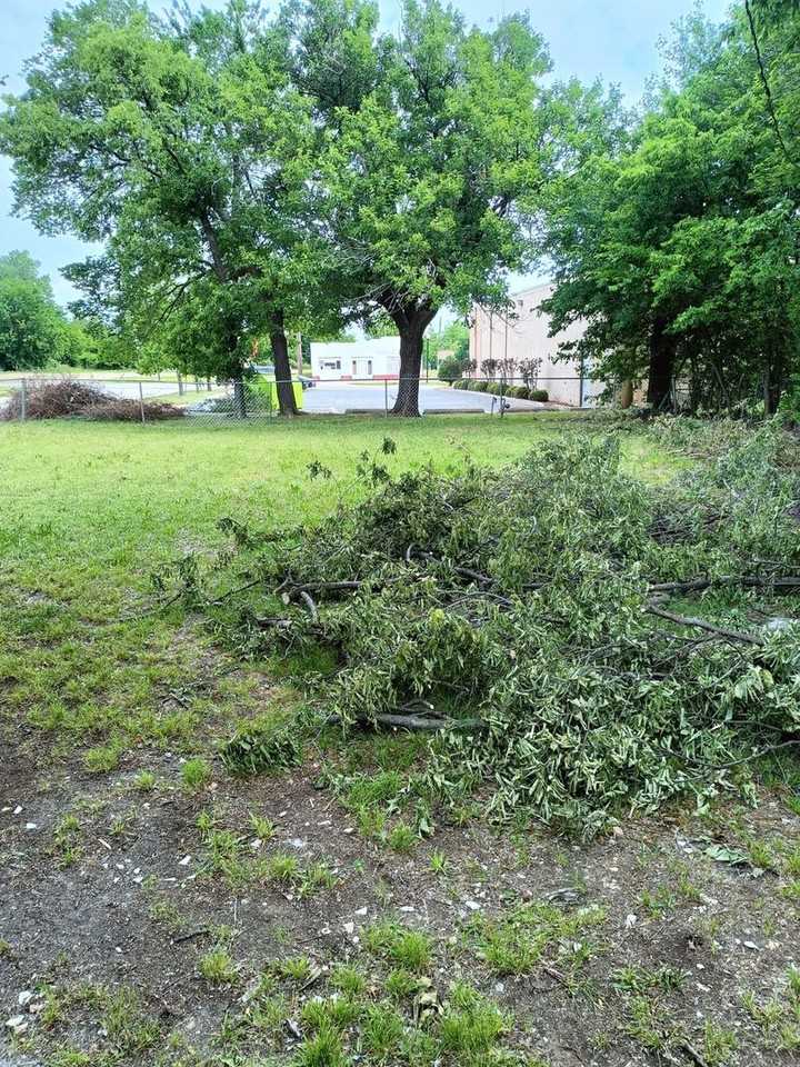 1401 Ne 22nd St - Photo 3 of 9