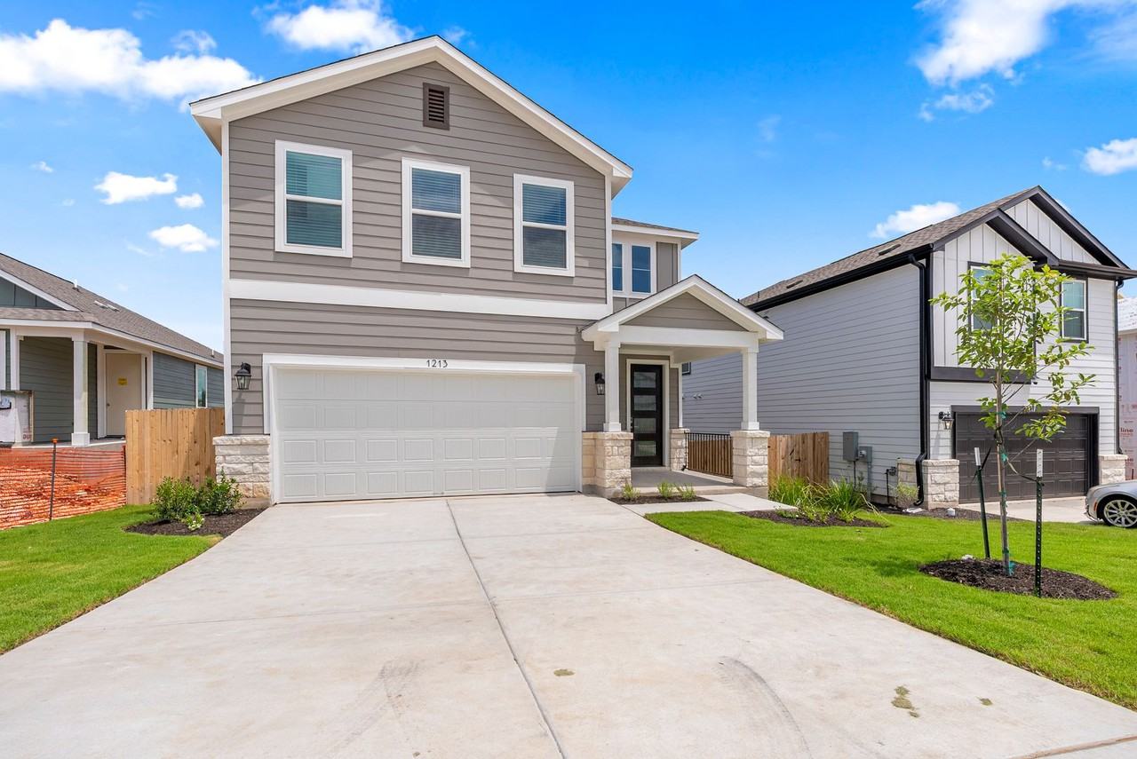 1213 Lavender Way - Photo 2 of 28