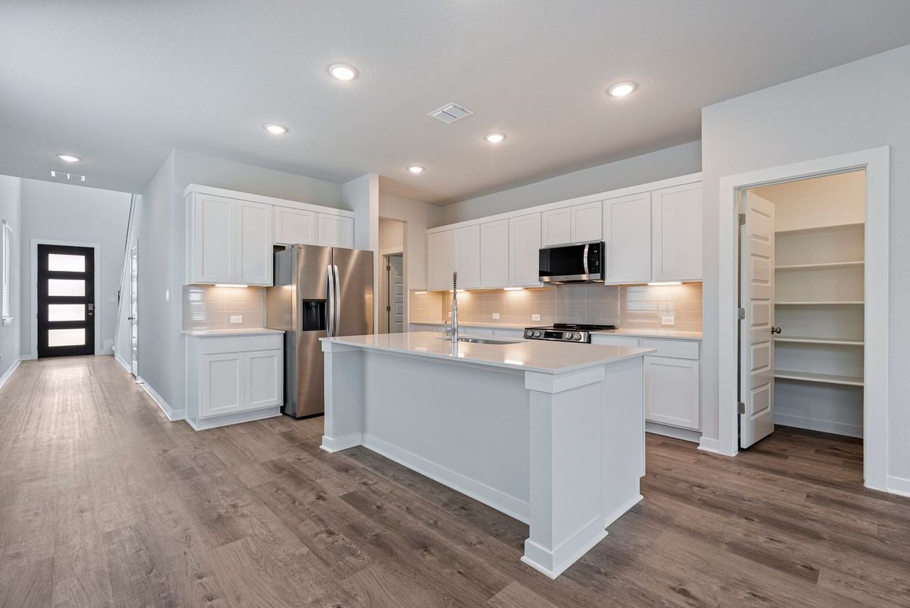 1213 Lavender Way - Photo 5 of 28