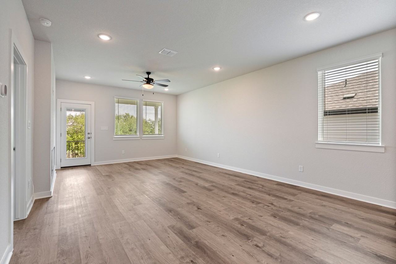 1213 Lavender Way - Photo 7 of 28